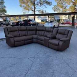 🤎 Ashley “Trail Boys” 2-Piece Reclining Sectional 🤎 ($10 Delivery )