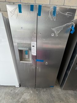 Frigidaire Gallery Side-by-Side Refrigerator