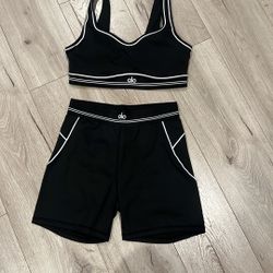 Alo Shorts Set Size L
