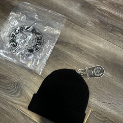Chrome heart beanie