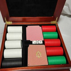 Poker Set With Wooden Storage Box 
