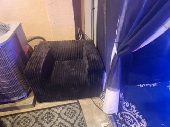 Black  Chair