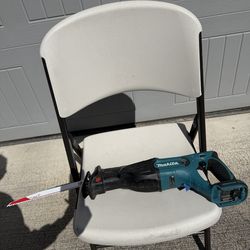 Large Makita Saw