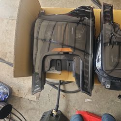 2018-2020 Ford f150 headlight (used)