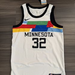 Nike Minnesota Timberwolves Karl Anthony-Towns NBA City Edition Jersey Men’s M  100% authentic. Brand new with tags MSRP $120  This product is a Nike 