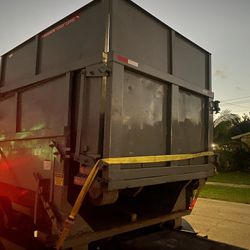 Dump Trailer Roll Off
