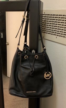 Michael Kors  Jules Drawstring 