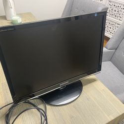 Samsung SyncMaster 22-inch LCD Monitor
