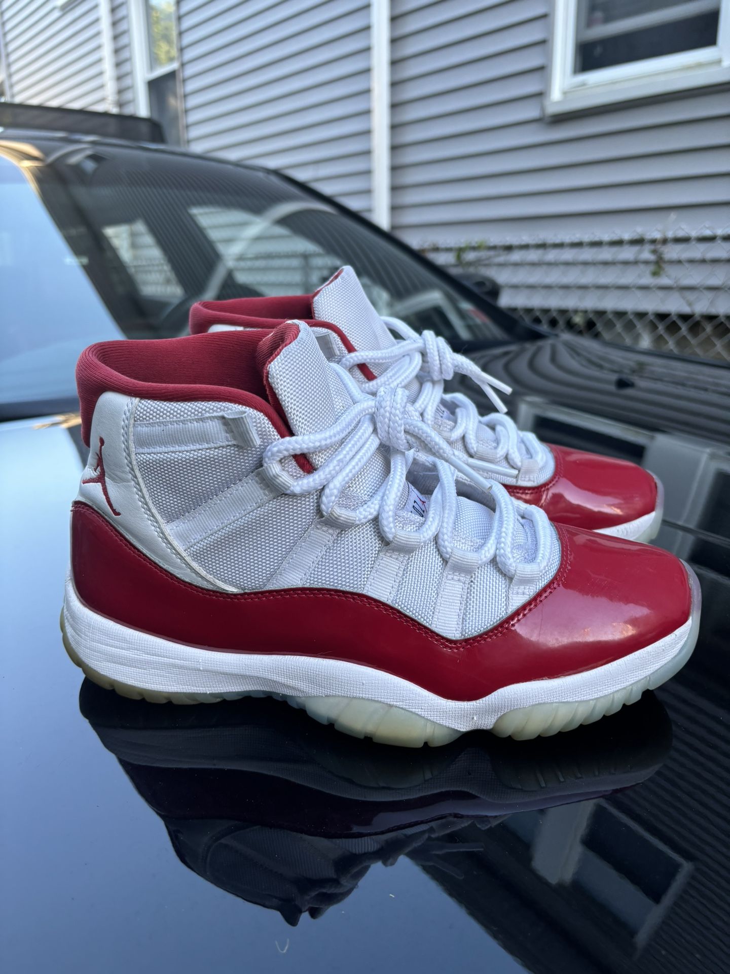 Jordan 11 Cherry