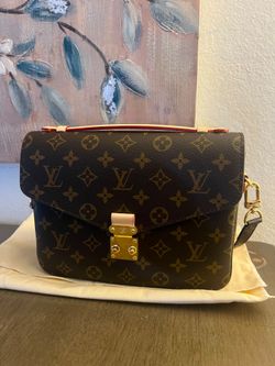 Louis Vuitton Pochette Metis