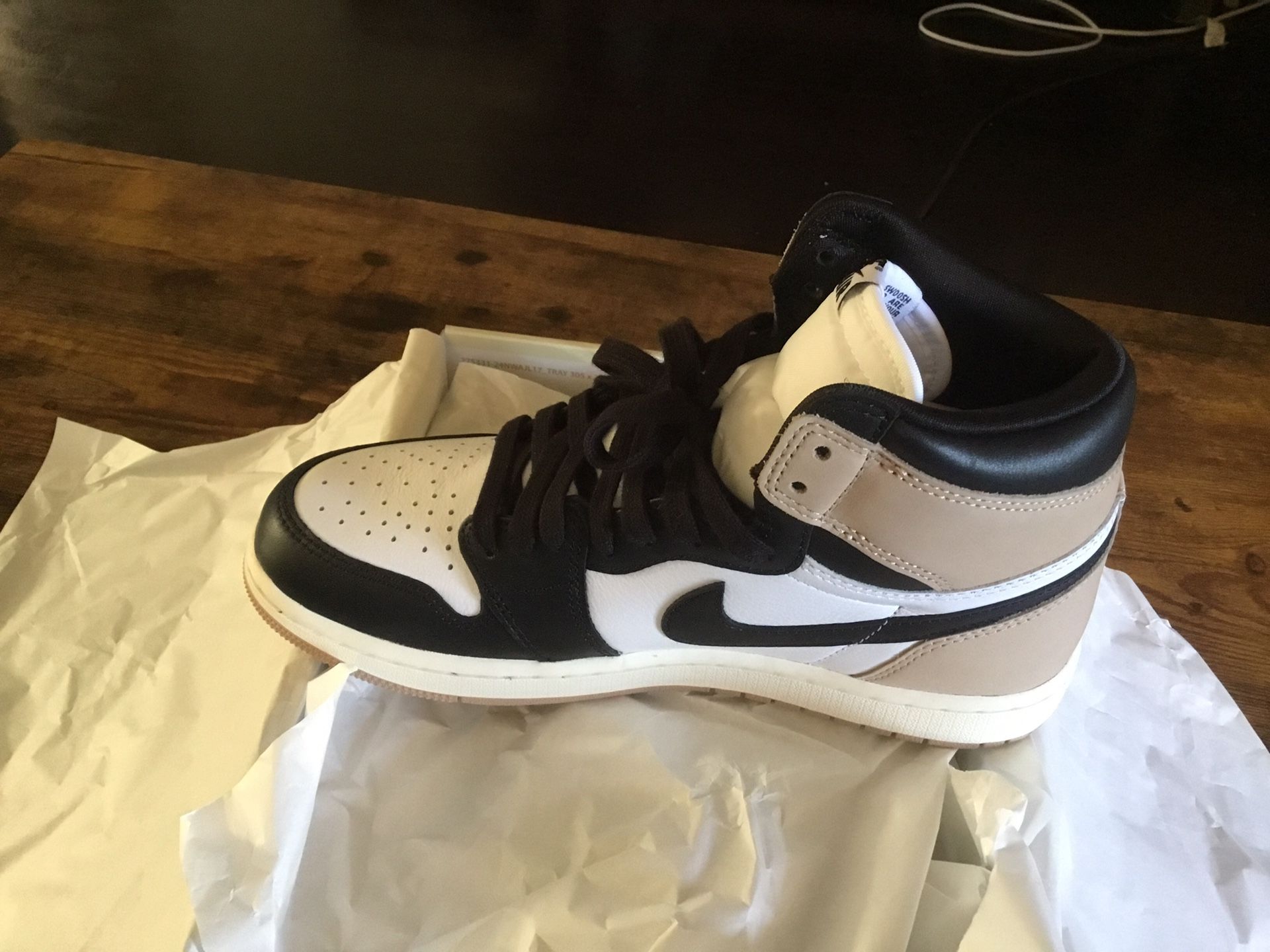 New Women's Air Jordan Retro High OG size