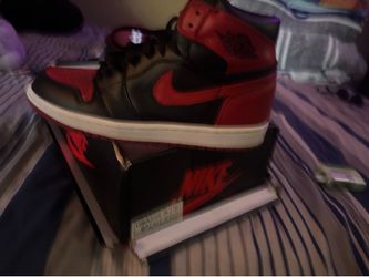 Bred Air jordan 1’s SIZE 9 1/2