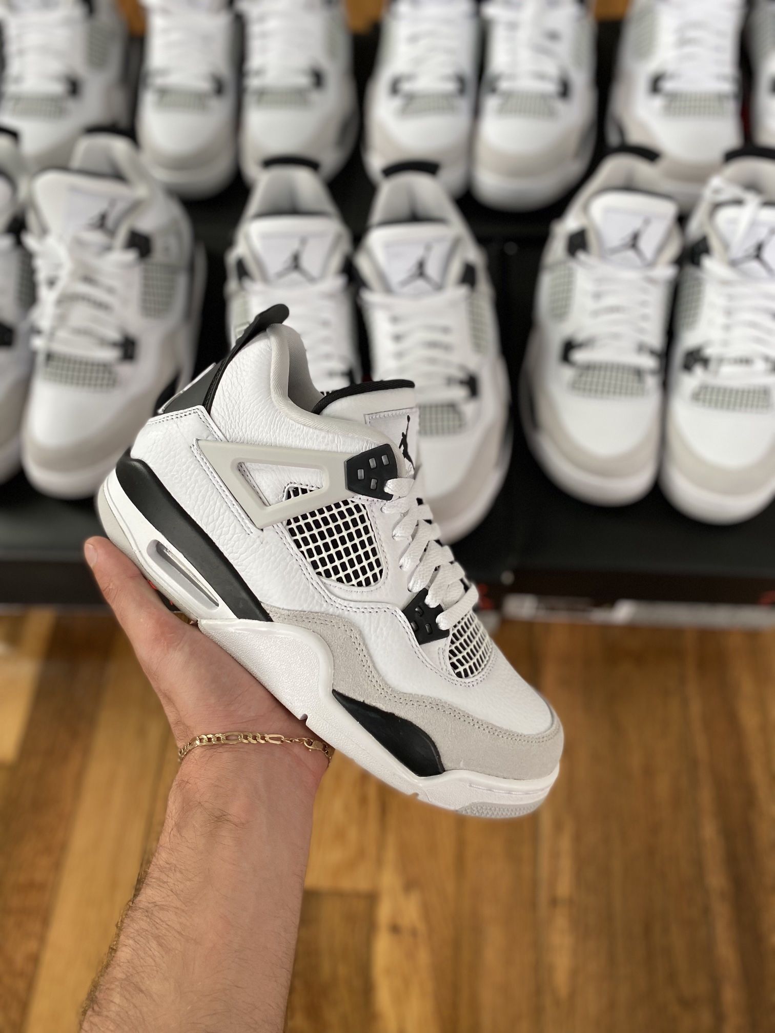 Air Jordan 4 Military Black