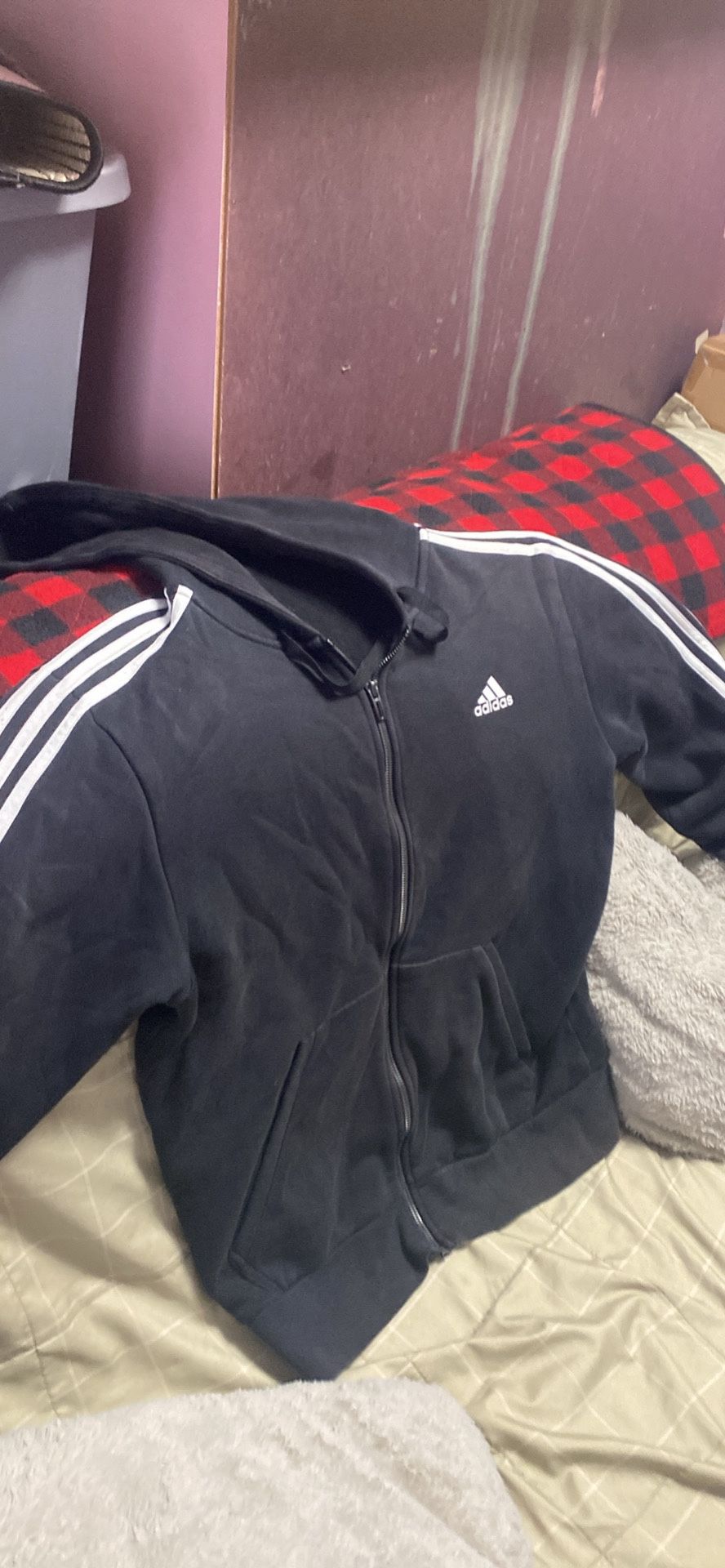 Men’s Adidas Zip Up Hoodie ( Men’s Medium)