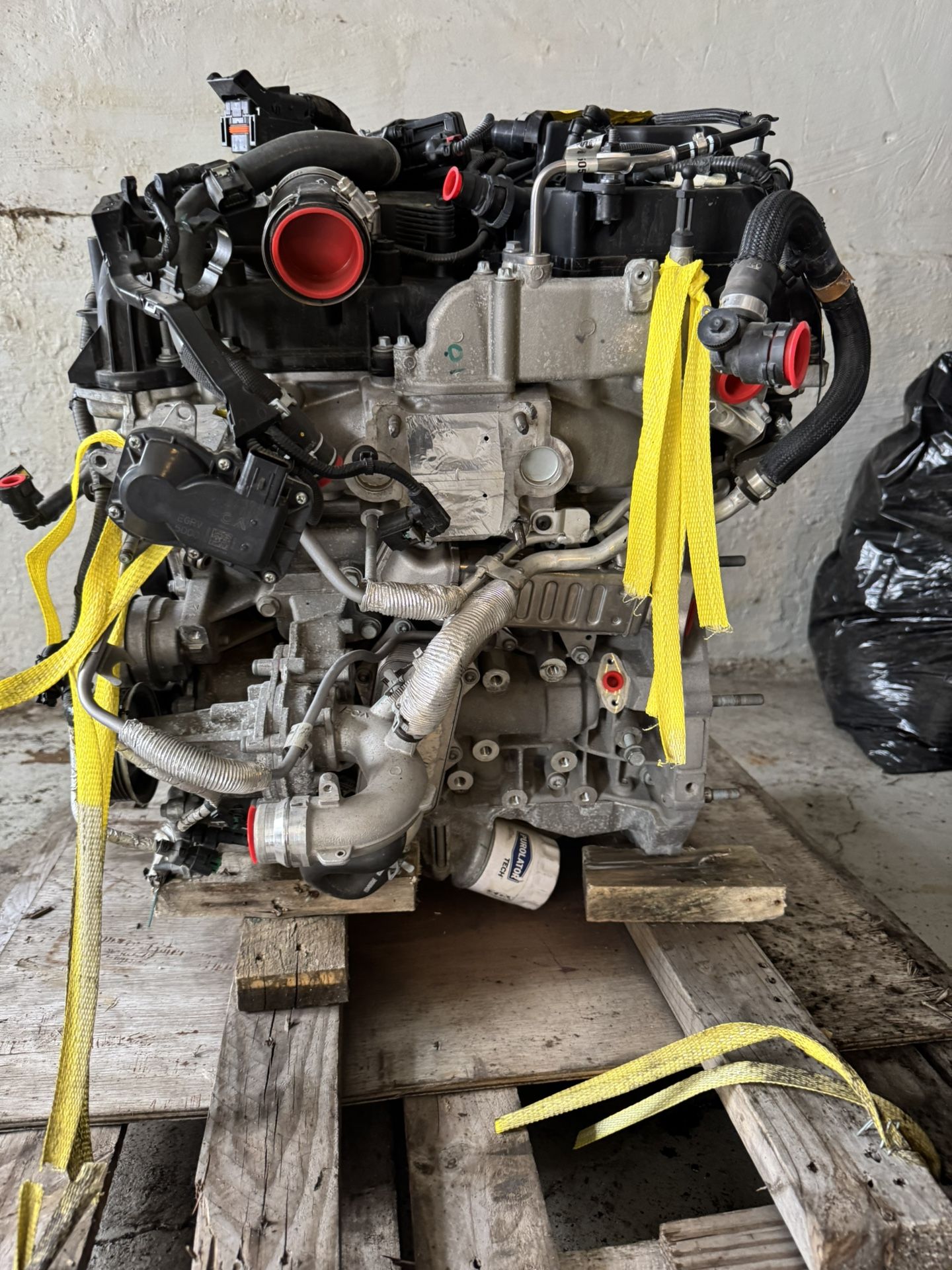 2020 Alfa Romeo Stelvio Engine