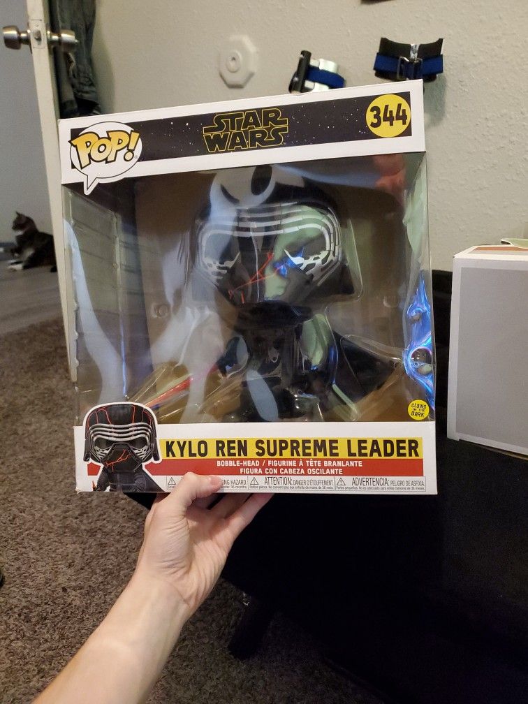 Kylo Ren 10 Inch Glow In The Dark Funko Pop