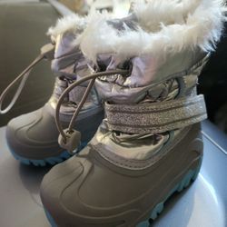 Snow Boots