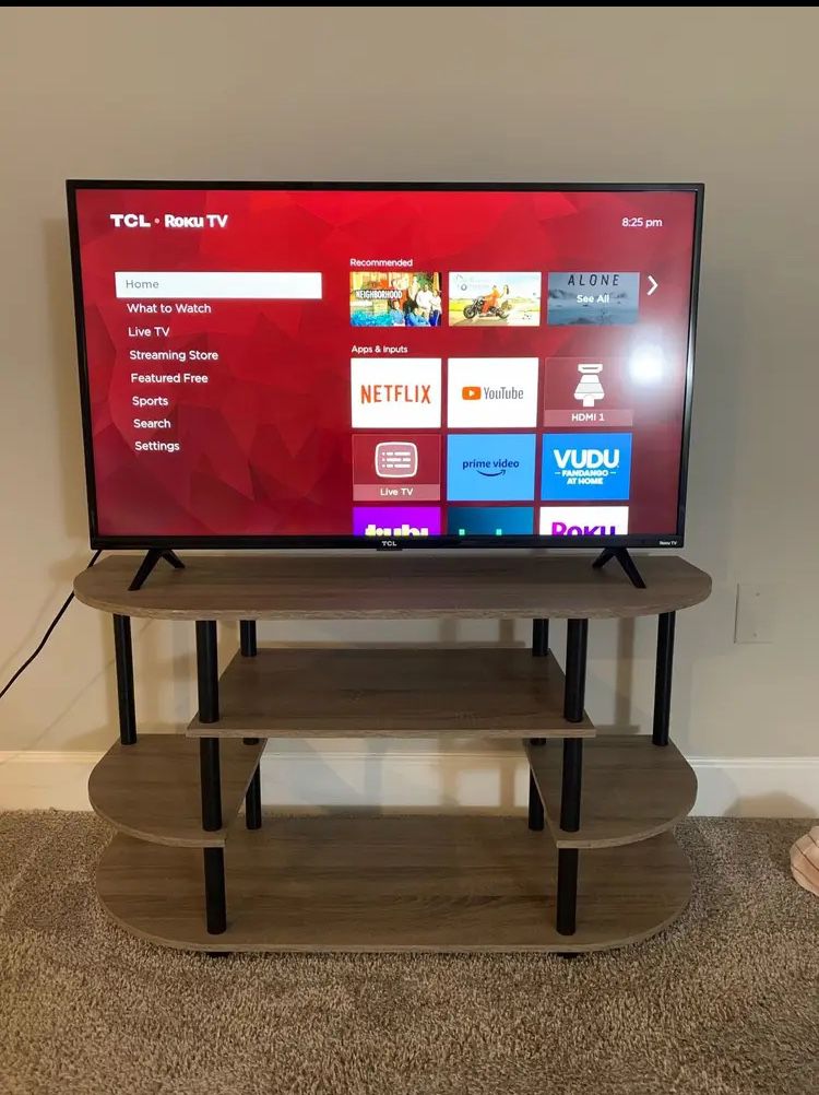 Tcl 43 Inch Roku Tv In Perfectly Working Condition 