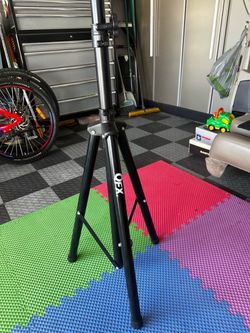 QEX Black Speaker Tripod Stand