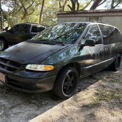 2000 Dodge Caravan