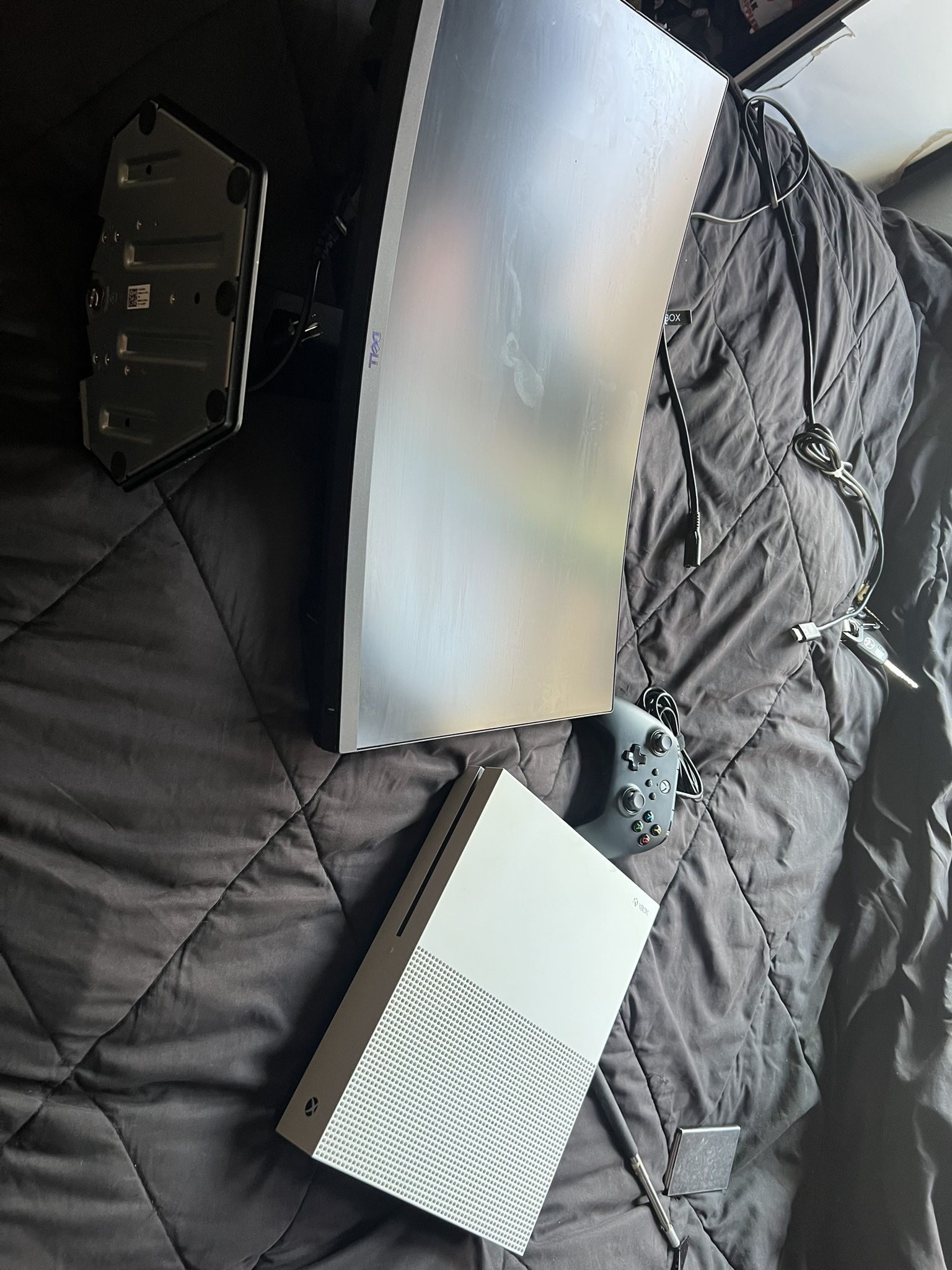 Selling Gaming Setup