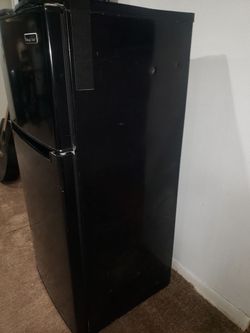 2 door 17.5 cf fridge