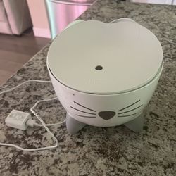 Free Pet Water Fountain