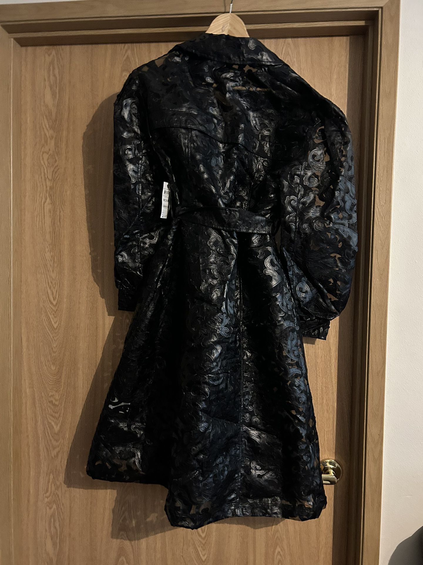 NWT One Of A Kind Black Raincoat Size Medium