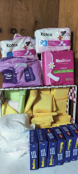 Large Lot Of Women's Pads Feminine Hygiene Products Female Incontinence Supplies