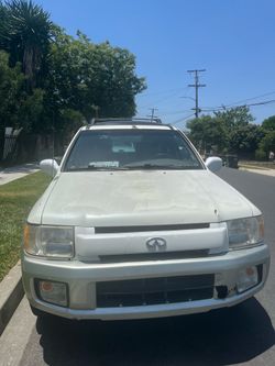 2002 Infiniti QX4