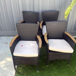 4 Patio Chairs For $100