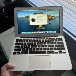 Apple MacBook Air 2020 Software 
