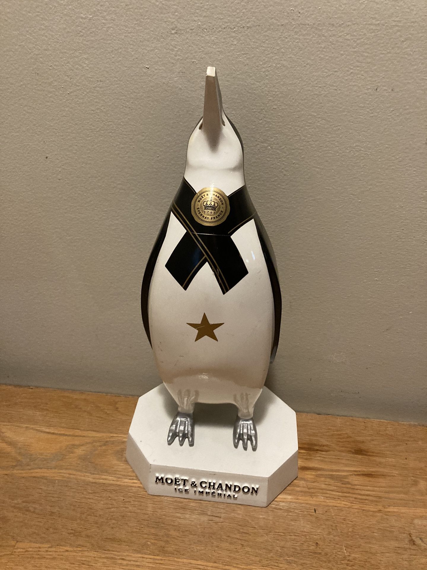 Rare Moët & Chandon Ice Imperial Wood Penguin