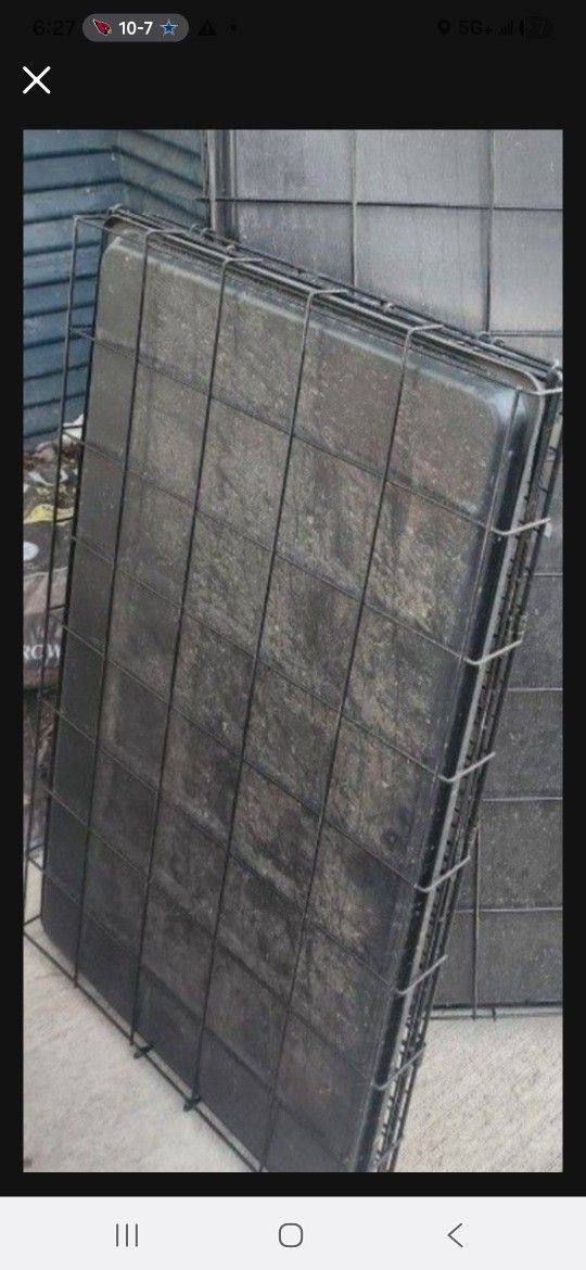 Semi Used Dog Kennel 35x 25x 20