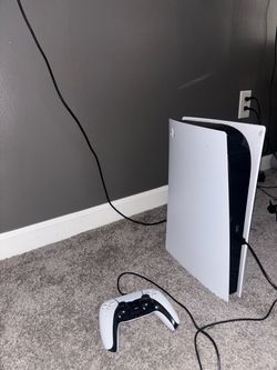 Sony PlayStation 5 Disc Edition w/ controller and games