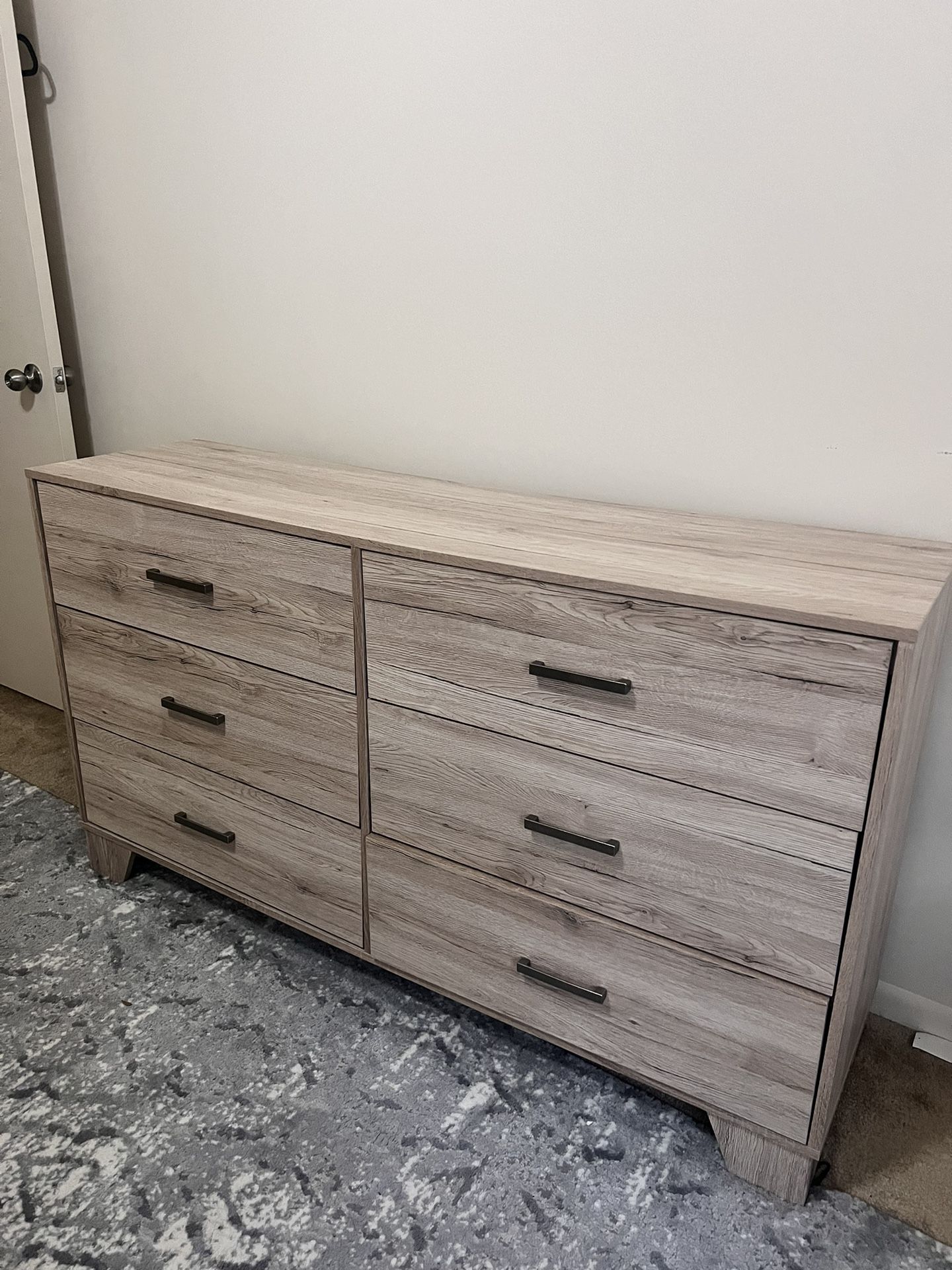 6 Drawer Dresser 