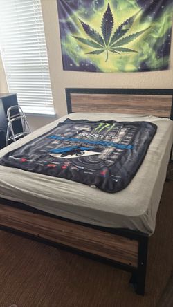 Queen bed Frame