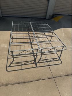 Queen frame ( two piece folding locking frame )