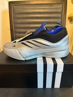 Brand New Adidas Dame 9 Basketball 🏀 Shoes Size 9.5 with Box