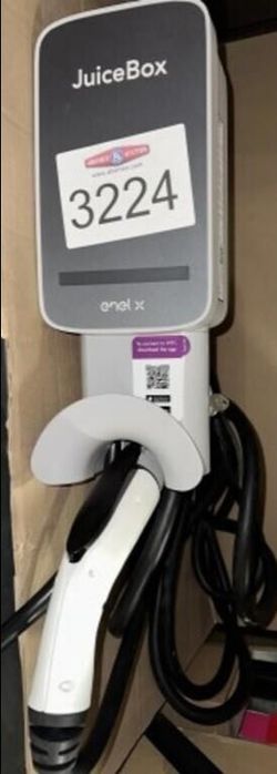 JuiceBox 40 Amp Plug-In Smart EV Charger (14-50)