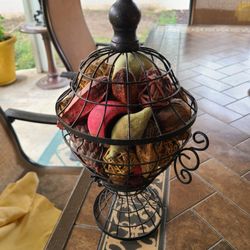 Potpourri Table Piece