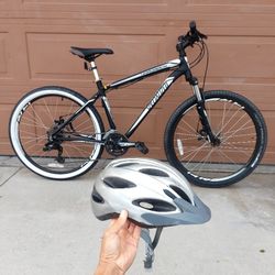 Nice Condition Ready Riding Specialized Mountain Bike Bicycle