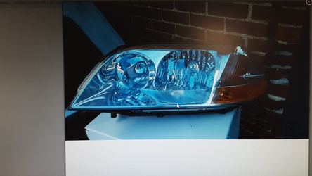 2001 to 2003 Acura MDX left headlight