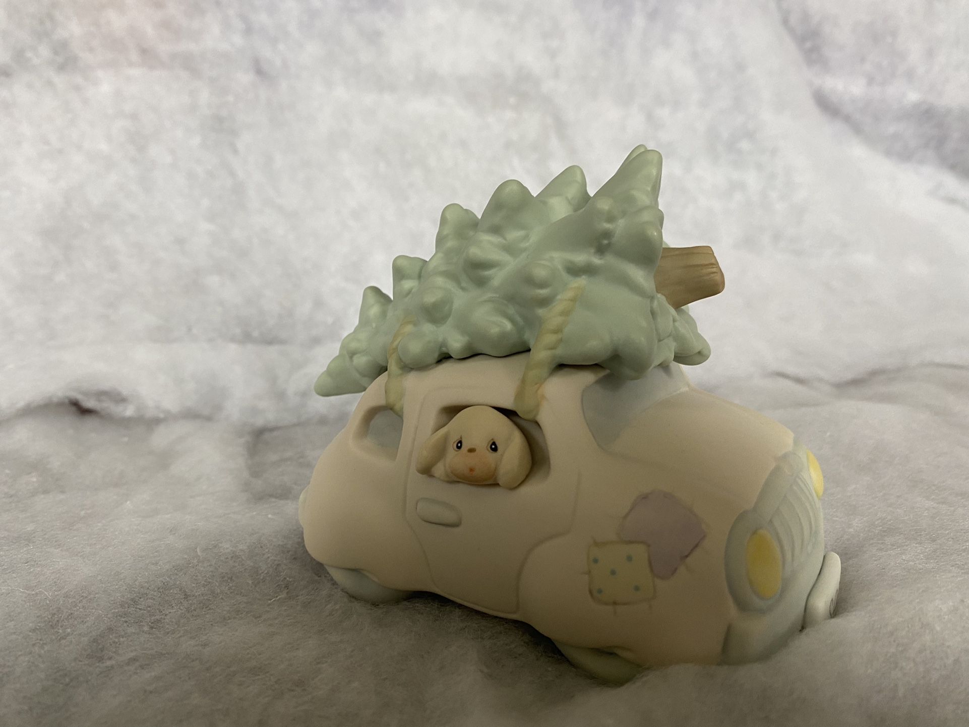 Retired Precious Moments Sugar Town Car Figurine 1992 Edition