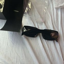 New Mens/womens Sunglasses 60$