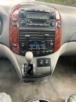 2005 Toyota Sienna