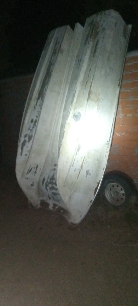 10' Livingston Fiberglass Boat