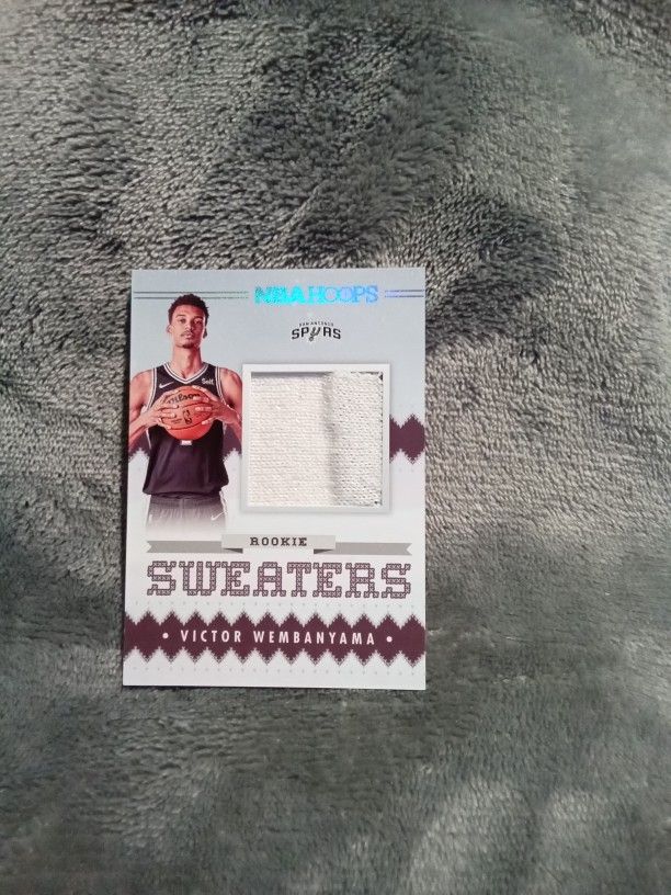Victor Wembanyama Rookie Sweaters Card
