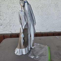 Lladro Figurine 