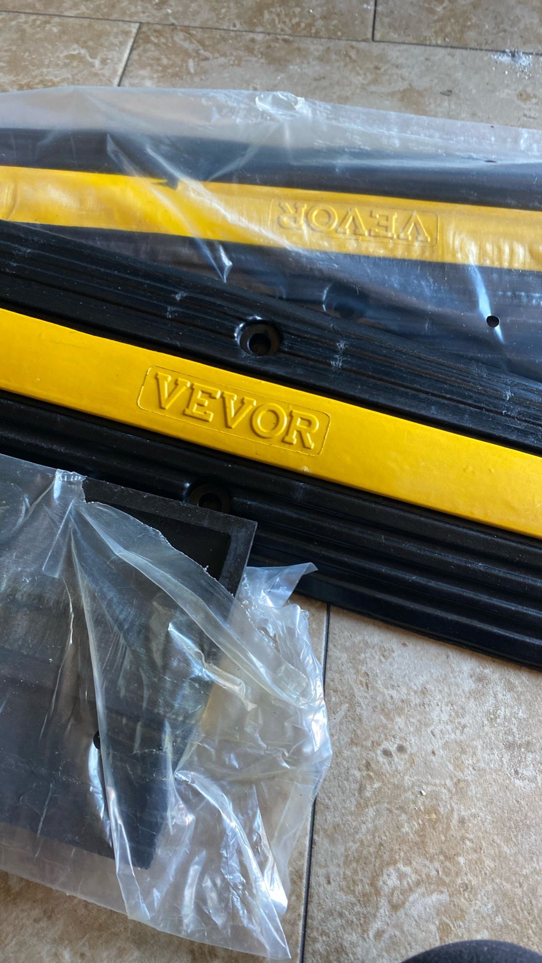VEVOR. Rubber/ Plastic Cable Covers